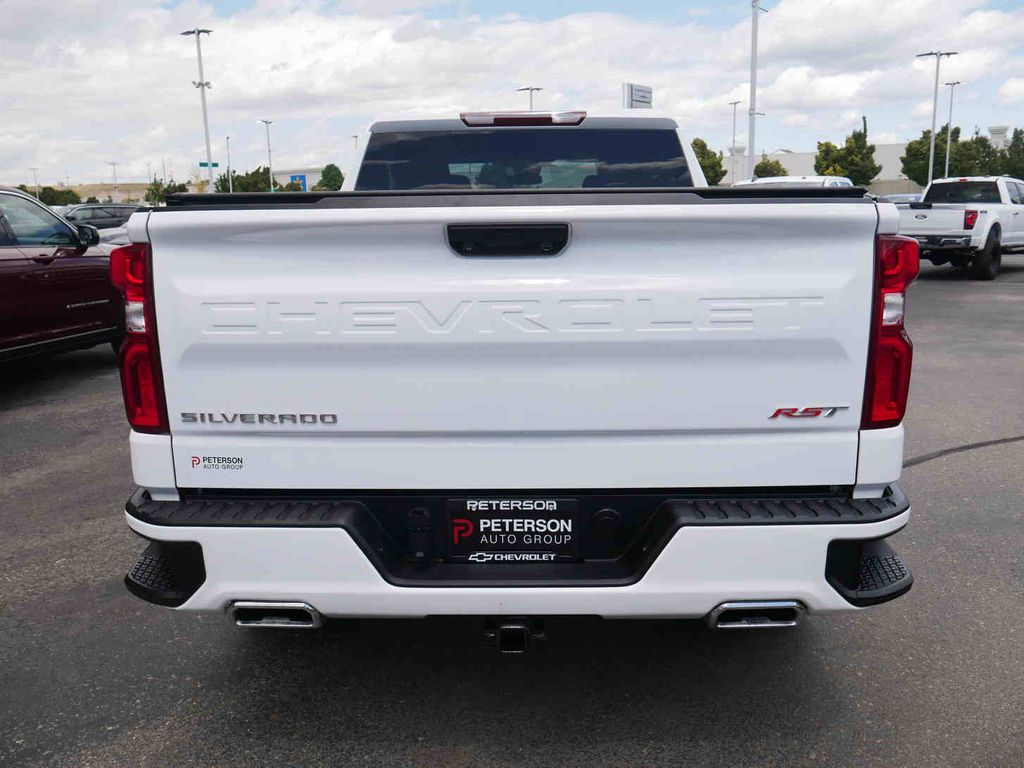 2023 Chevrolet Silverado 1500 RST photo 17