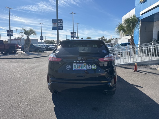 2021 Ford Edge ST photo 3