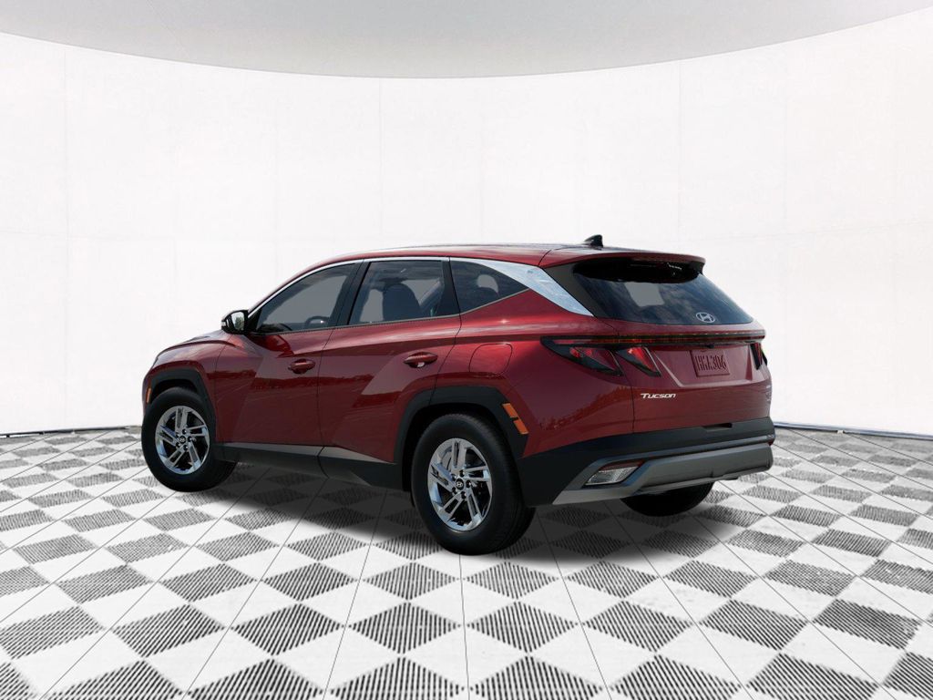 2026 Hyundai Tucson SE photo 4