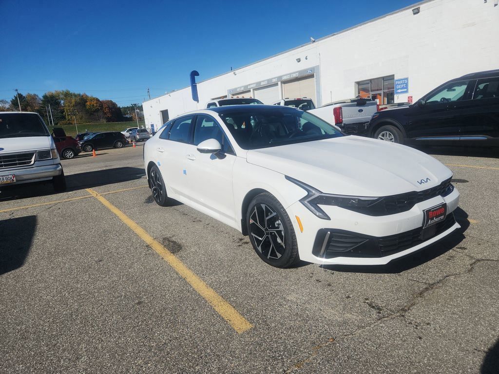 2026 Kia K5 EX's photo
