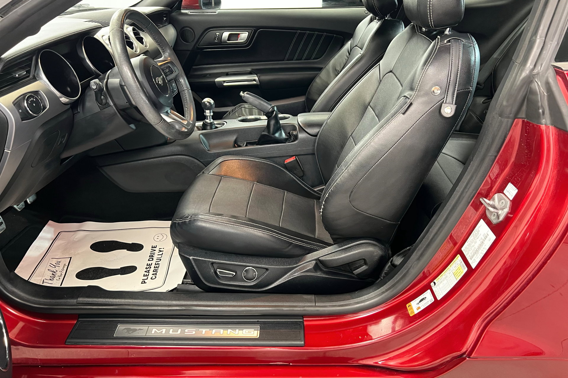 2018 Ford Mustang GT Premium photo 17