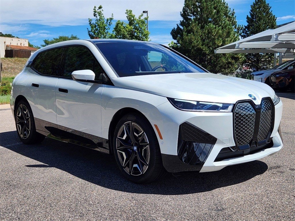 2025 Bmw iX iX M60 photo 4