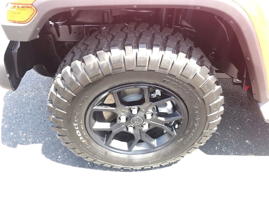 2025 Jeep Gladiator Sport photo 10