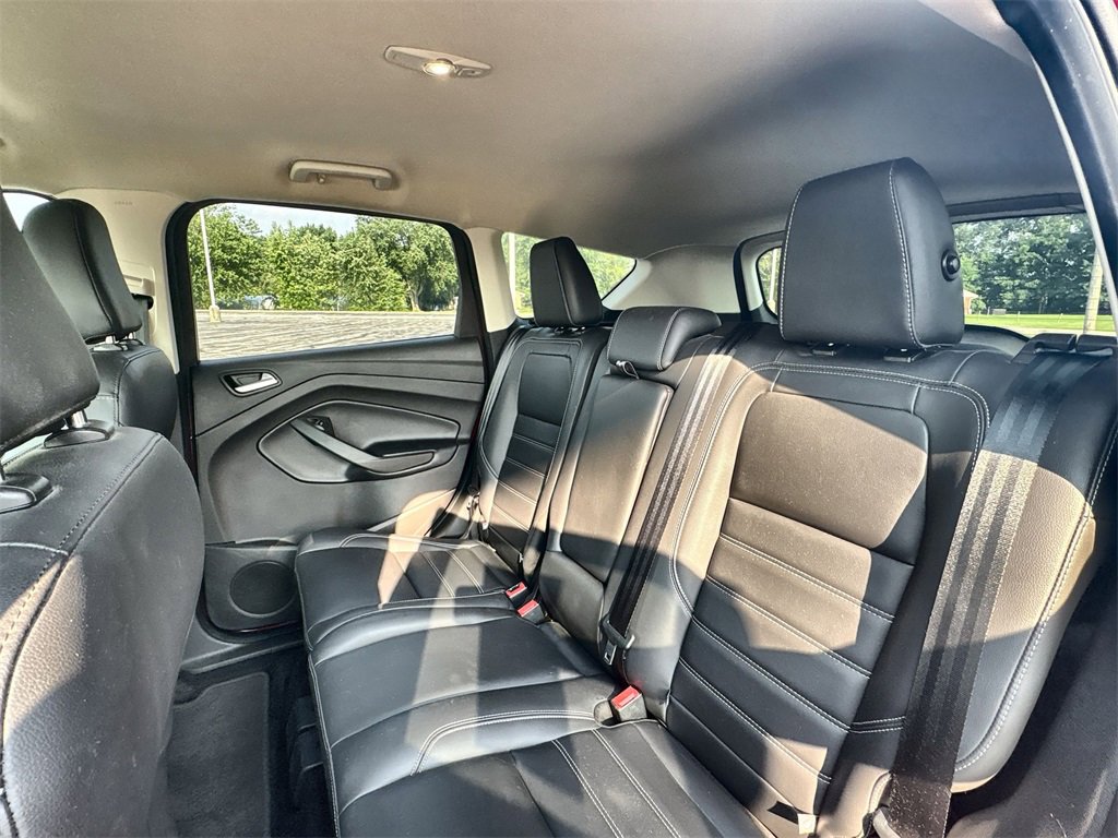 2019 Ford Escape SEL photo 20