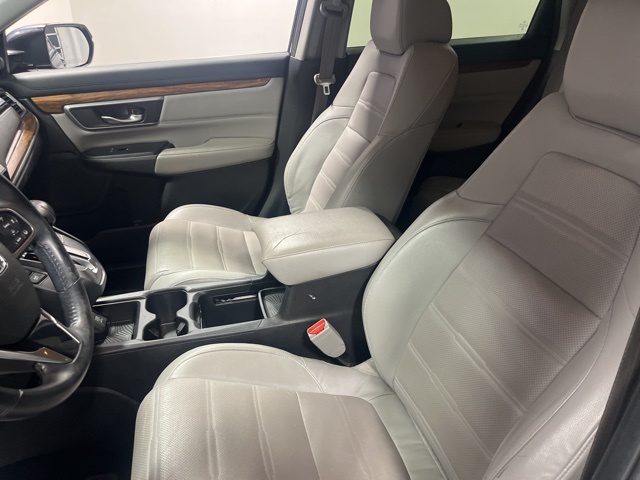 2017 Honda CR-V Touring photo 7