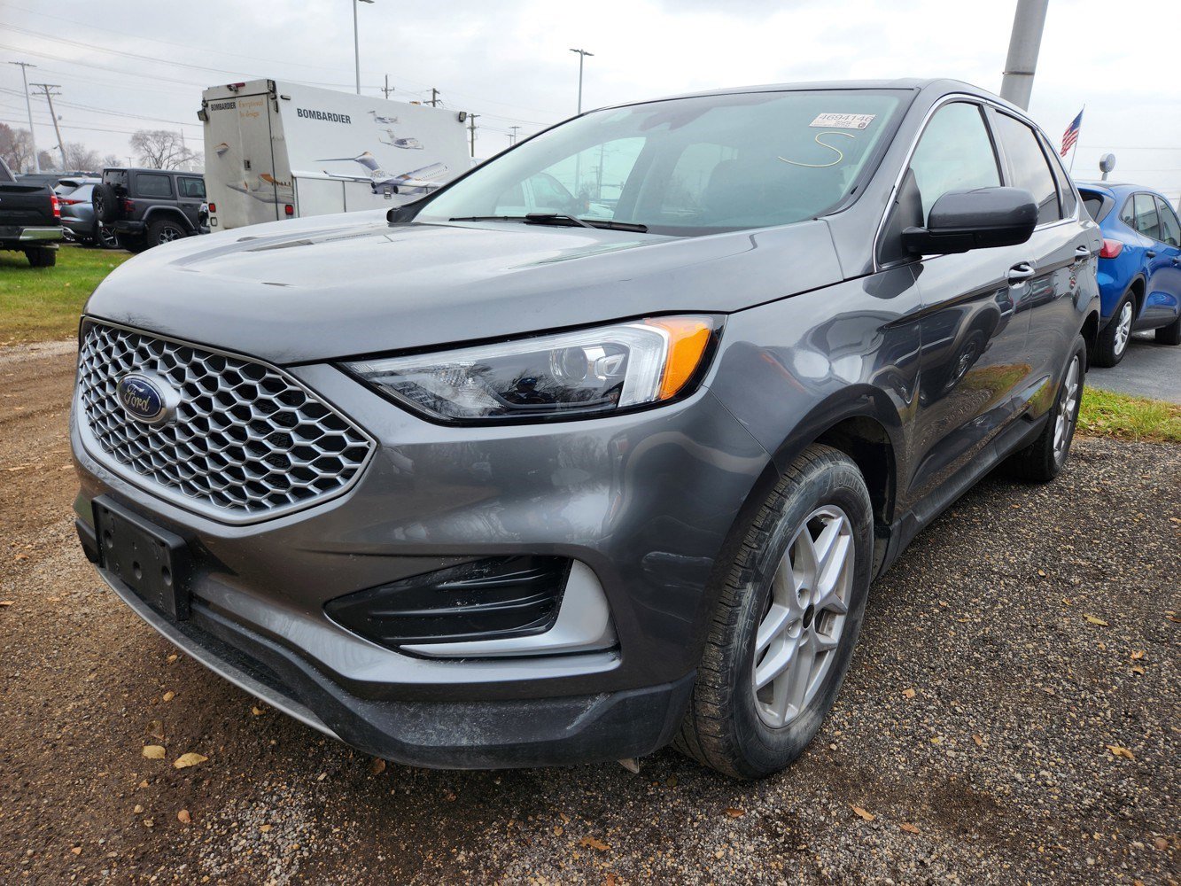 2024 Ford Edge ST photo 2