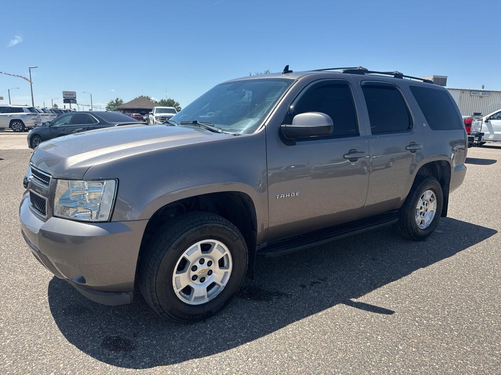 2012 Chevrolet Tahoe LT photo 2
