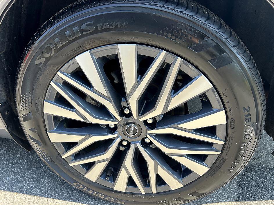 2024 Nissan Altima 2.5 SV photo 10