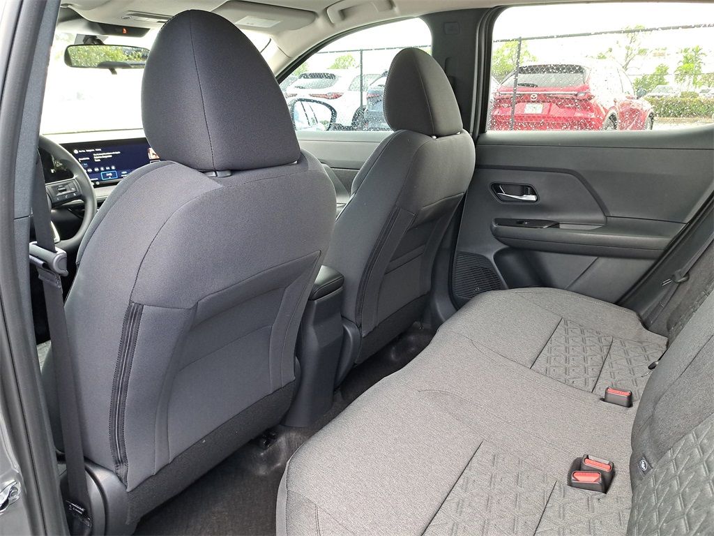2026 Nissan Kicks SV photo 11