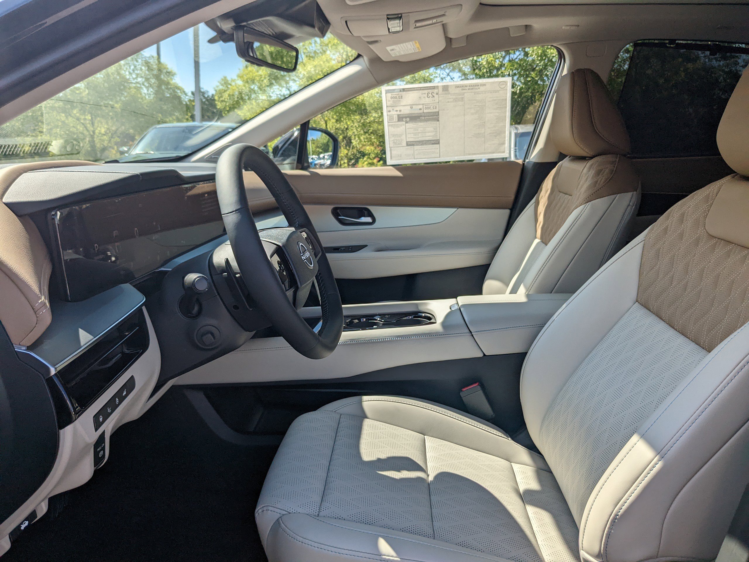 2025 Nissan Murano Platinum photo 14