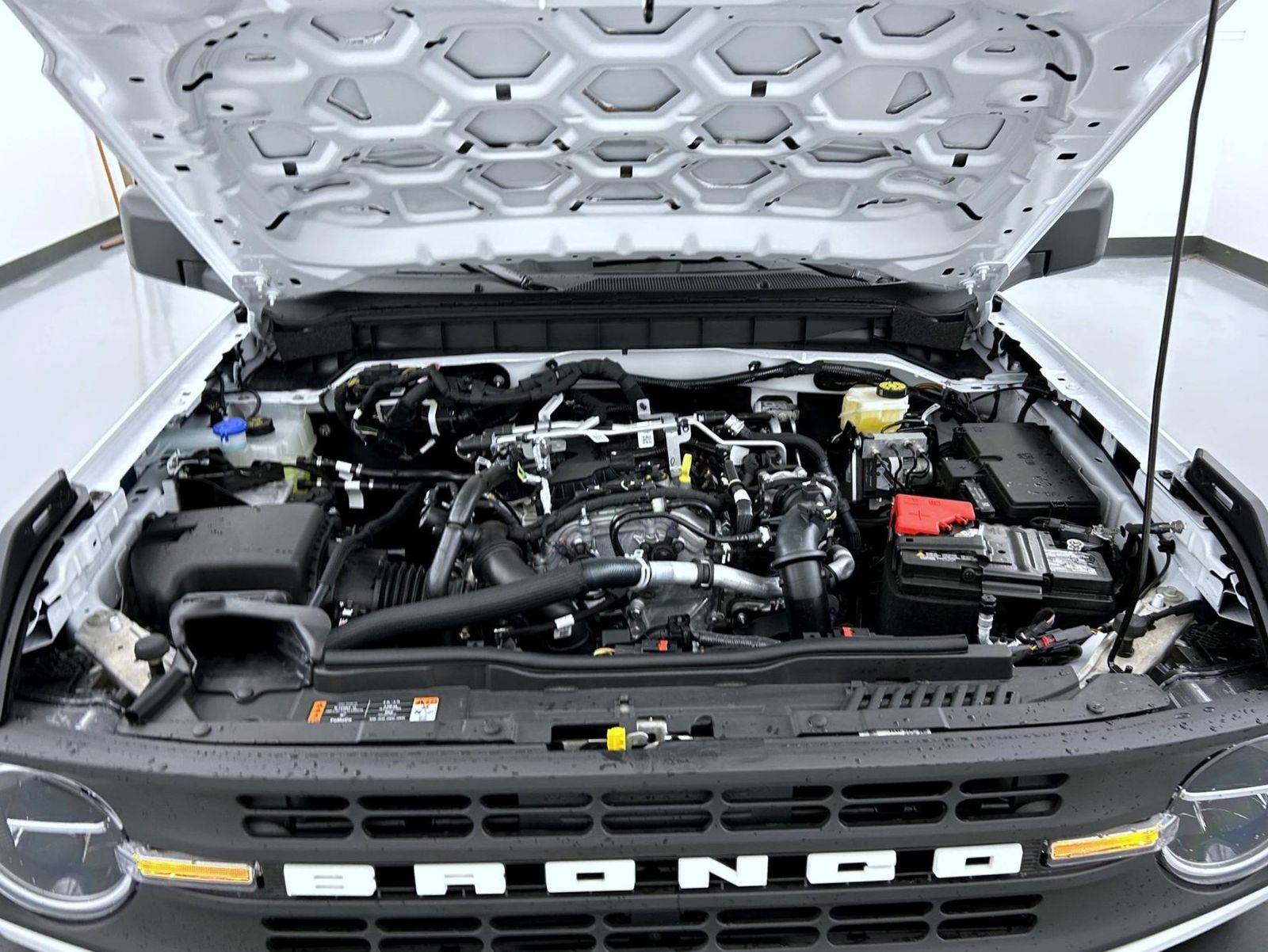 2025 Ford Bronco Base photo 23