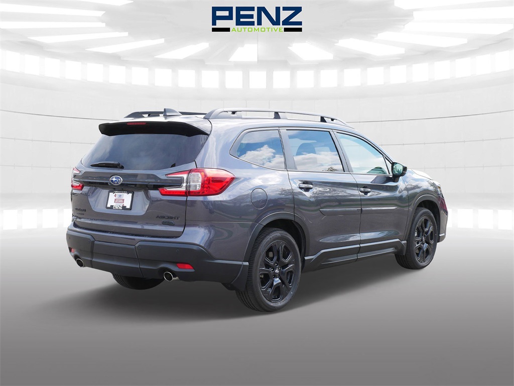 2025 Subaru Ascent Onyx Edition Touring photo 7