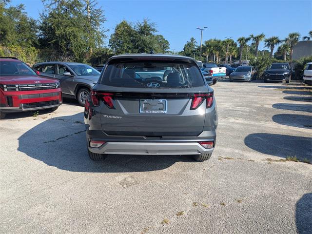 2025 Hyundai Tucson SE photo 4