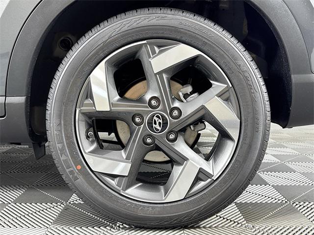 2025 Hyundai Venue Limited photo 34