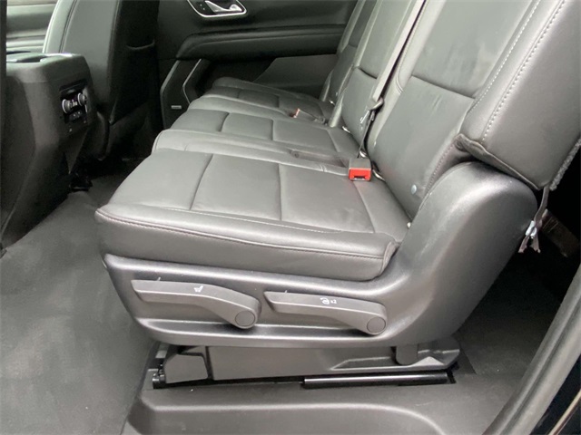 2021 Chevrolet Suburban Z71 photo 16