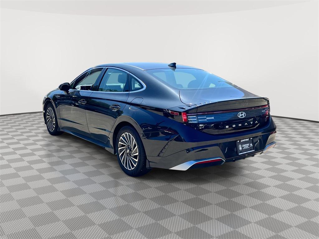 2024 Hyundai Sonata Hybrid SEL photo 4