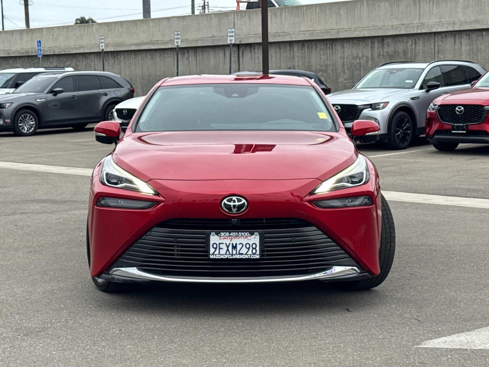 2023 Toyota Mirai XLE photo 2
