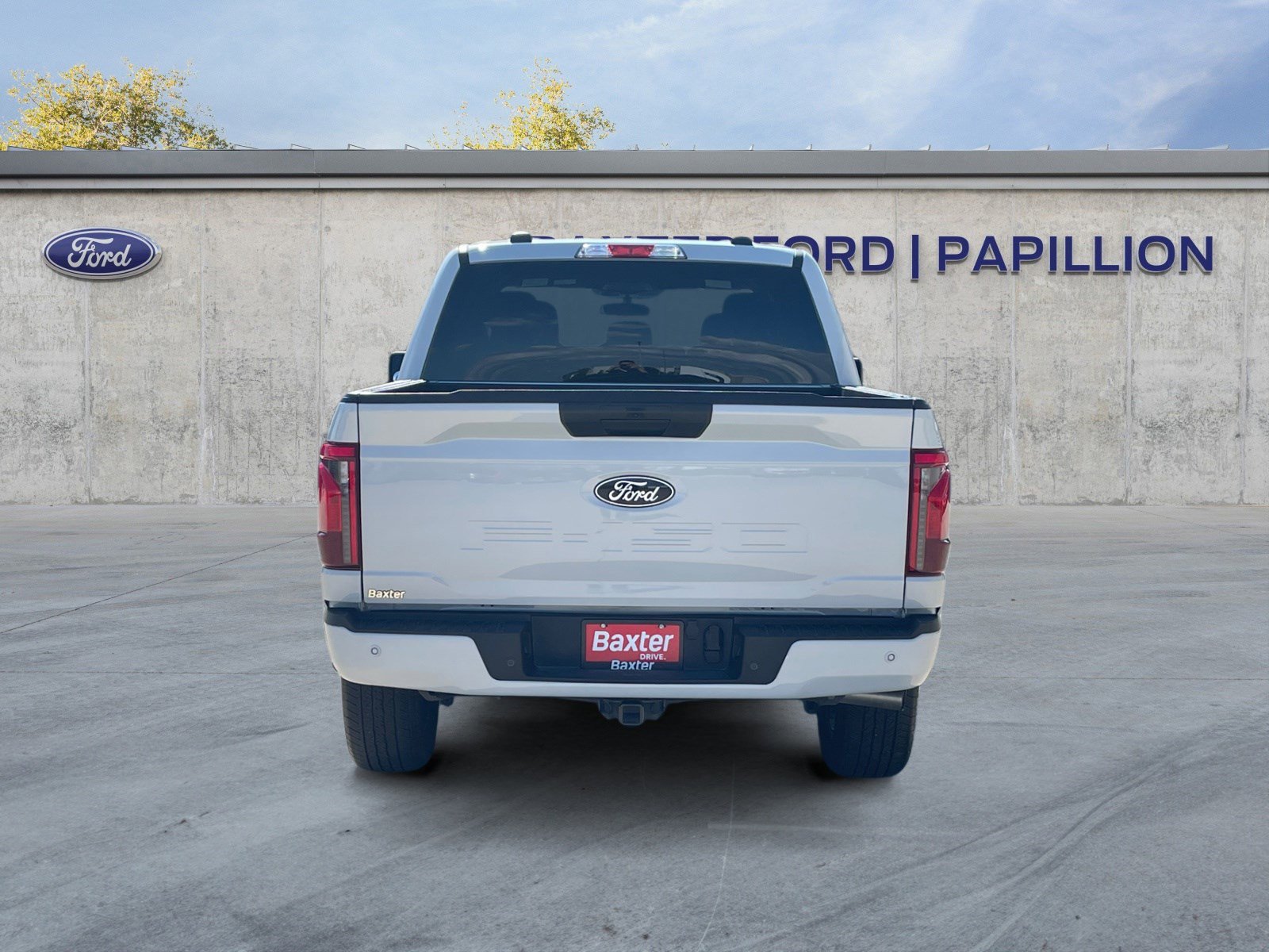 2025 Ford F-150 STX photo 4