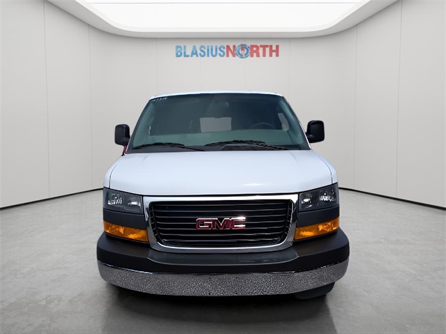 2023 Gmc Savana 2500 Cargo photo 2