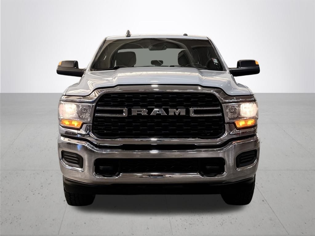 2022 Ram 3500 Big Horn photo 3