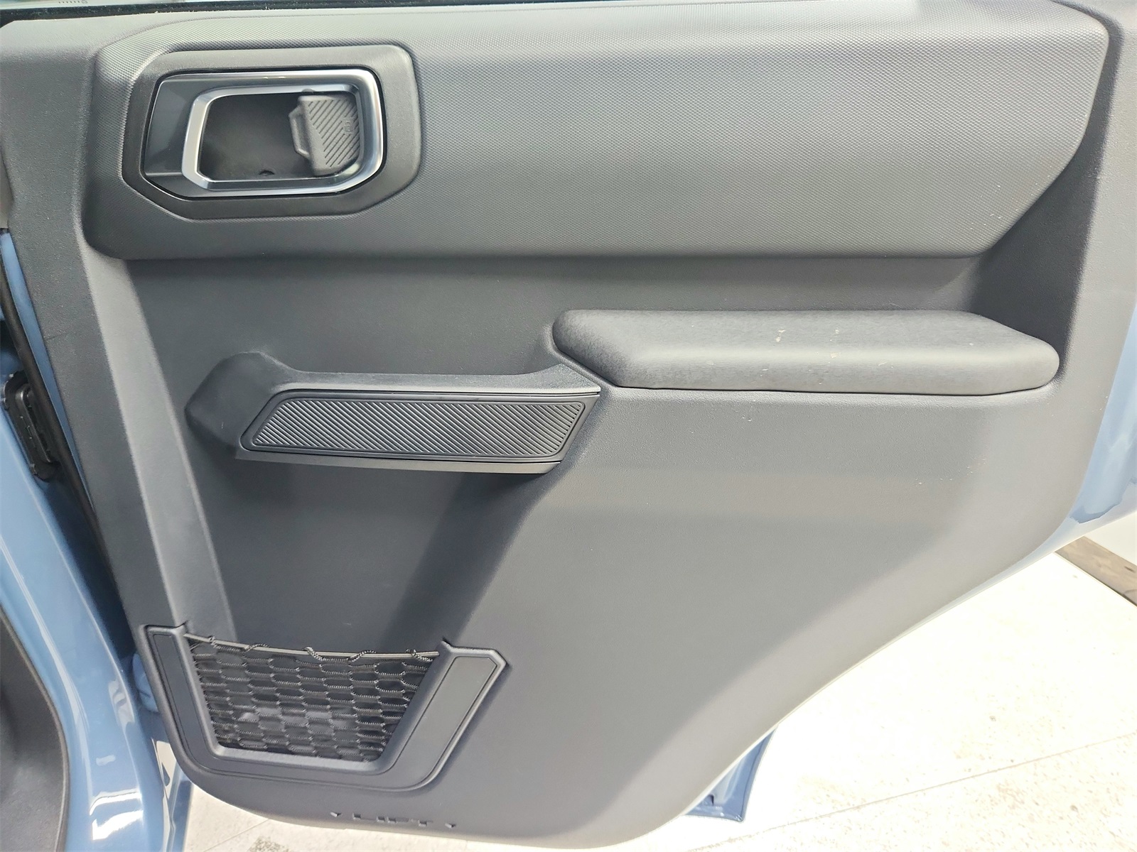 2025 Ford Bronco Base photo 41