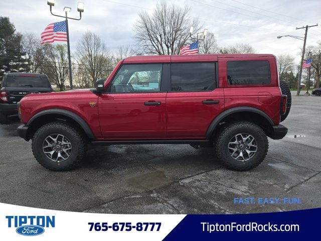 2025 Ford Bronco Badlands photo 3