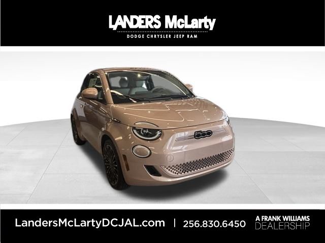 2025 FIAT 500e Base's photo