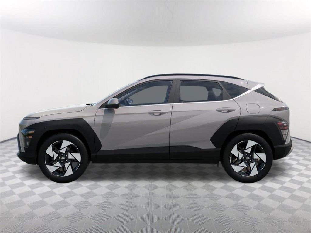2026 Hyundai Kona SEL photo 3