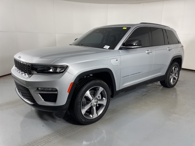 2023 Jeep Cherokee 4xe photo 3
