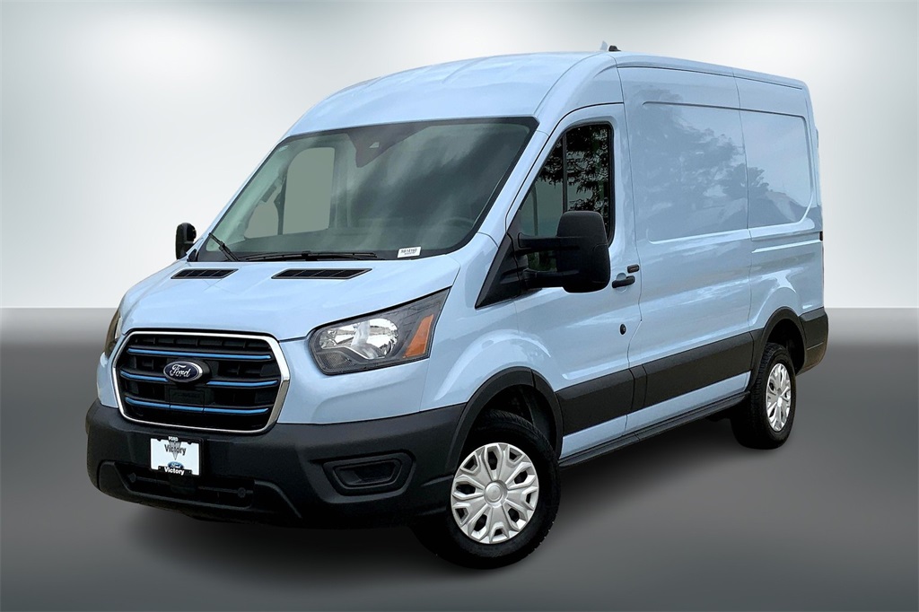 Used 2023 Ford E-Transit Cargo Van Base with VIN 1FTBW9CKXPKB14160 for sale in Smithville, MO