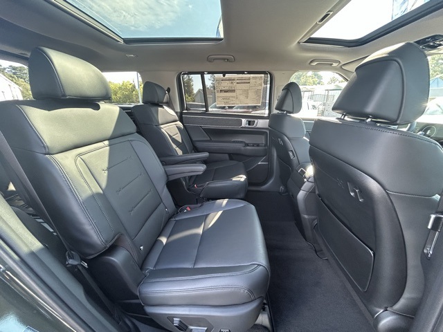 2026 Hyundai Santa Fe Limited photo 4