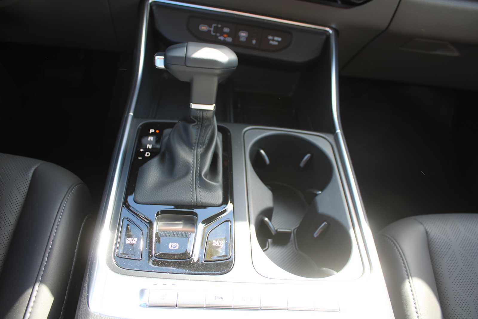 2025 Kia Carnival EX photo 35