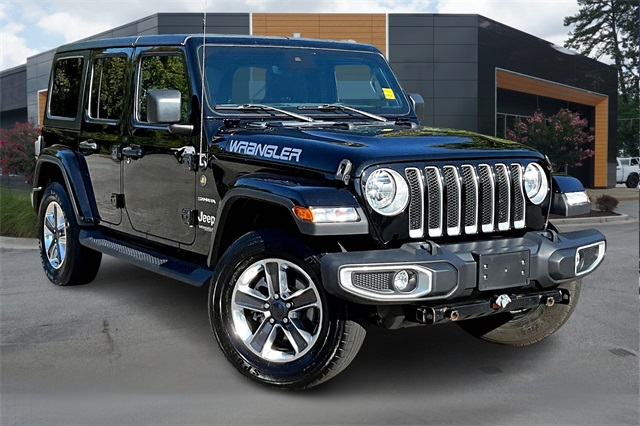 2020 Jeep Wrangler Unlimited Sahara photo 3