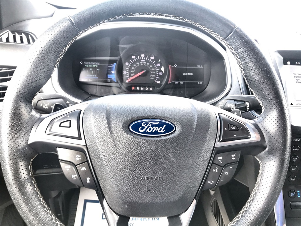 2019 Ford Edge ST photo 14