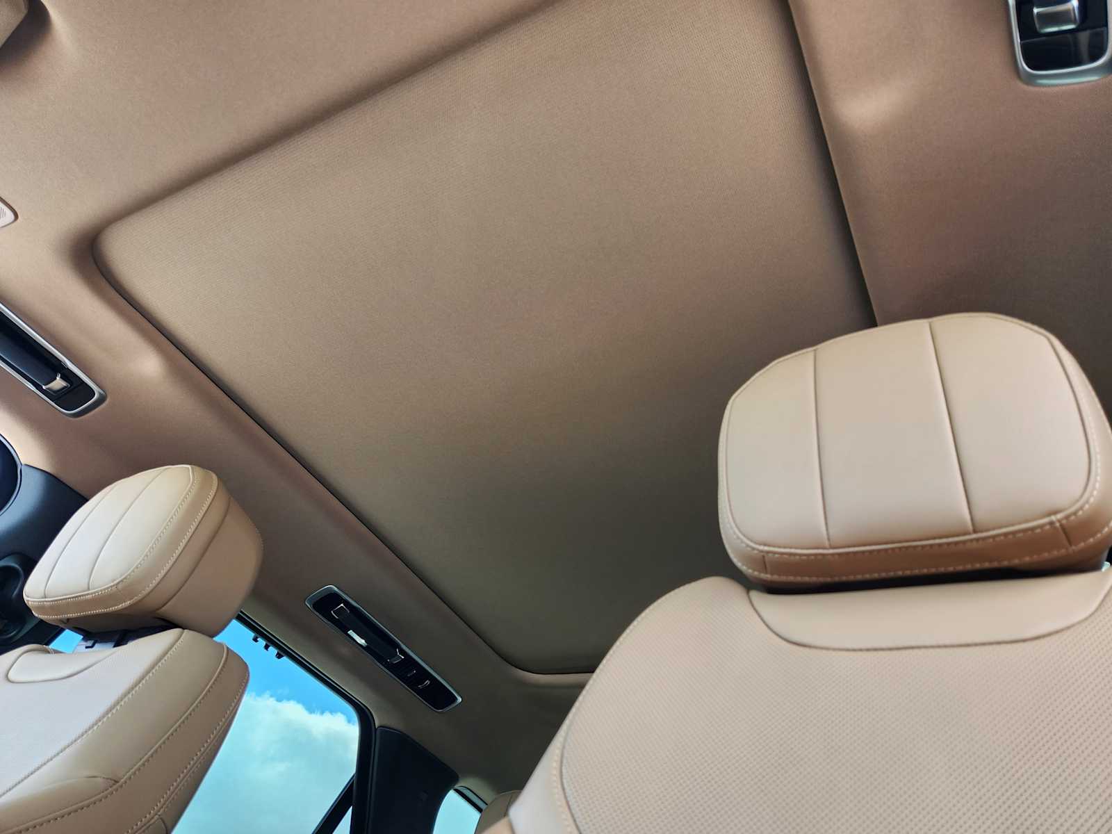 2024 Land Rover Range Rover Sport SE photo 21