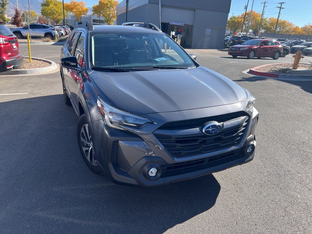 2025 Subaru Outback Premium photo 2