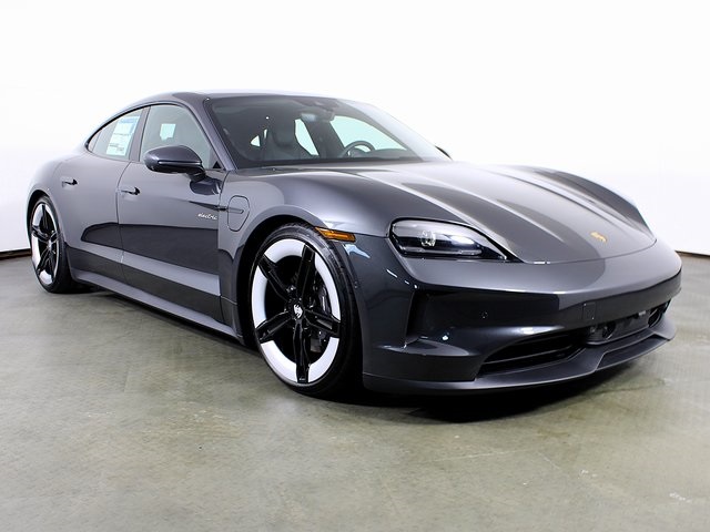 2025 Porsche Taycan S photo 9