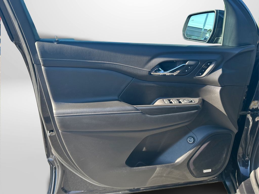 2020 Gmc Acadia SLT photo 17