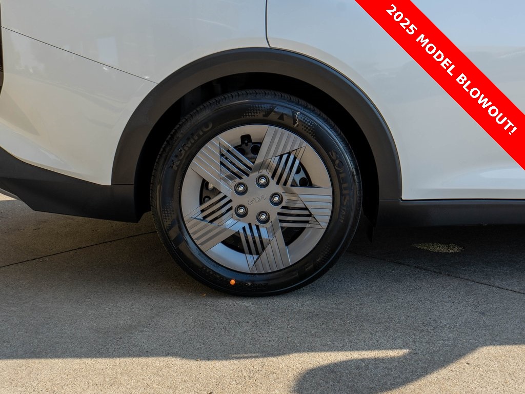 2025 Kia K4 LX photo 24