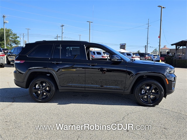 2025 Jeep Grand Cherokee Altitude X photo 14