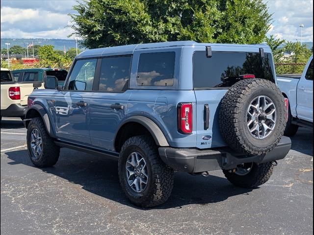 New 2025 Azure Gray Metallic Tri-Coat Ford Badlands image 4