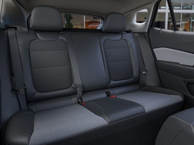 2025 Chevrolet Trax LT photo 15