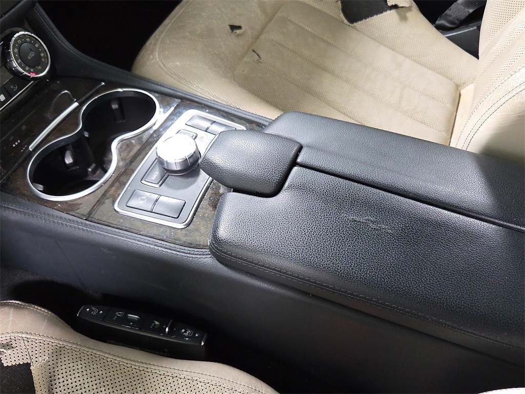2012 Mercedes Benz CLS 550 photo 24