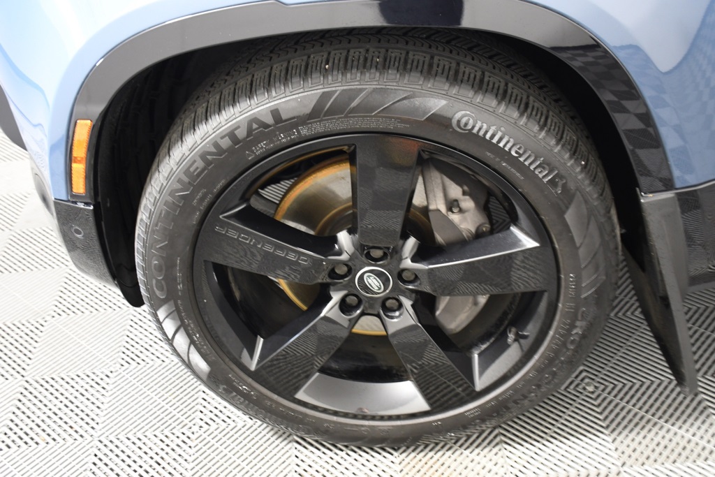 2022 Land Rover Defender 110 X-Dynamic HSE photo 11