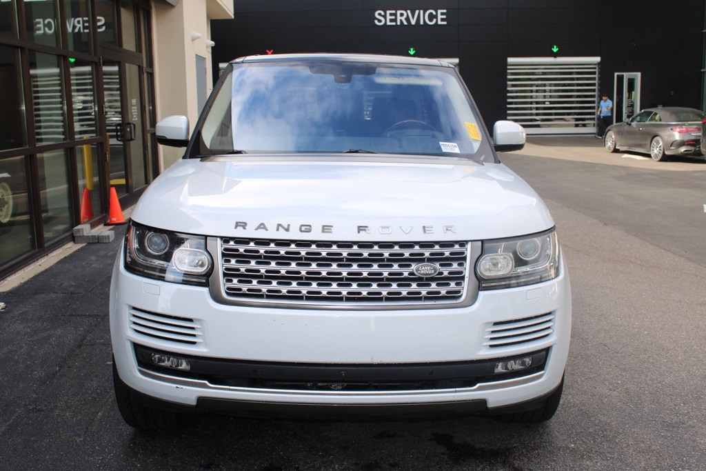 2016 Land Rover Range Rover HSE photo 8