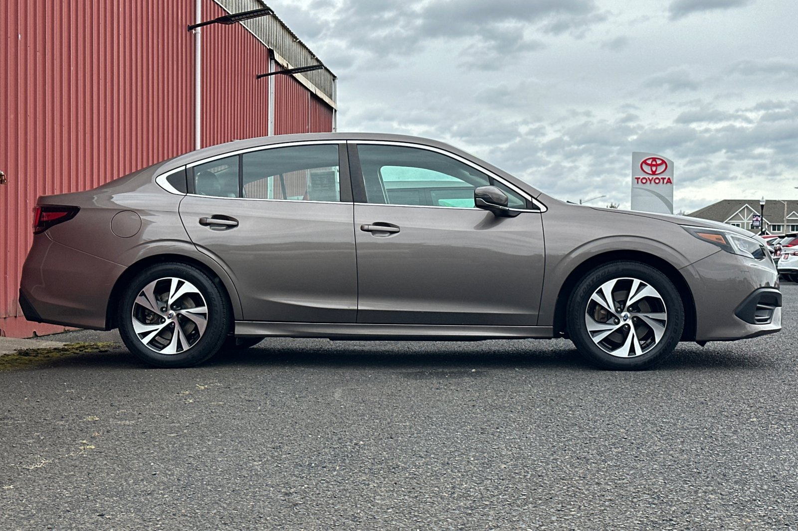 2022 Subaru Legacy Premium photo 2