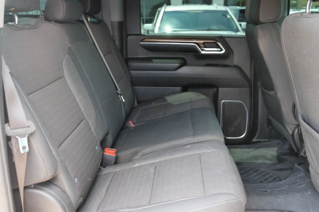 Used 2024 White Chevrolet LT image 19