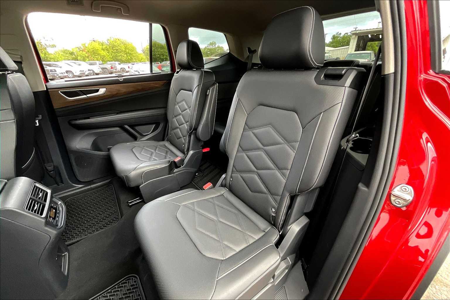2024 Volkswagen Atlas SE Technology photo 20