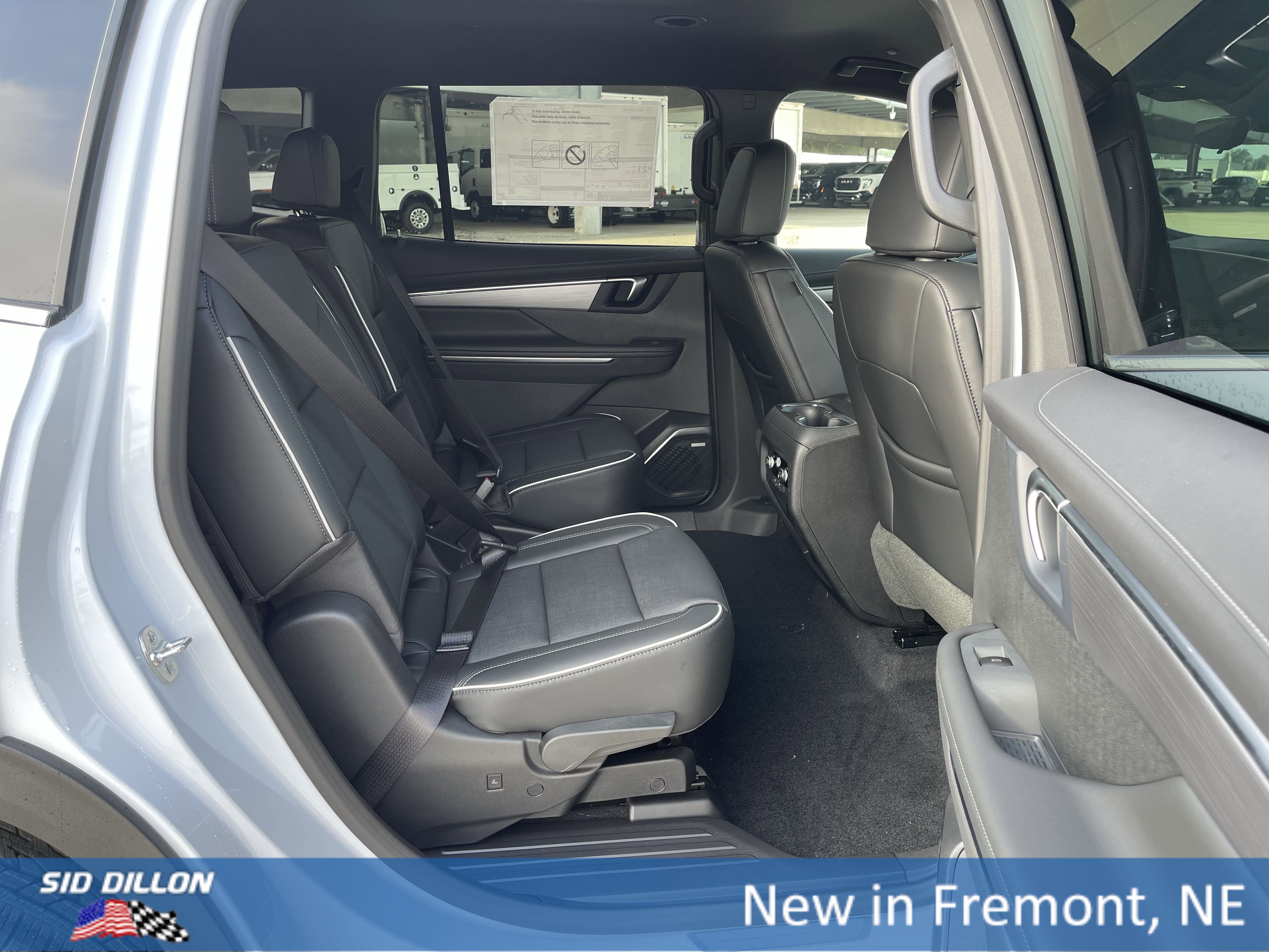 2026 Buick Enclave Preferred photo 6
