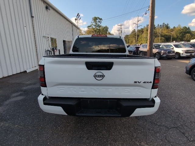 2023 Nissan Frontier SV photo 6